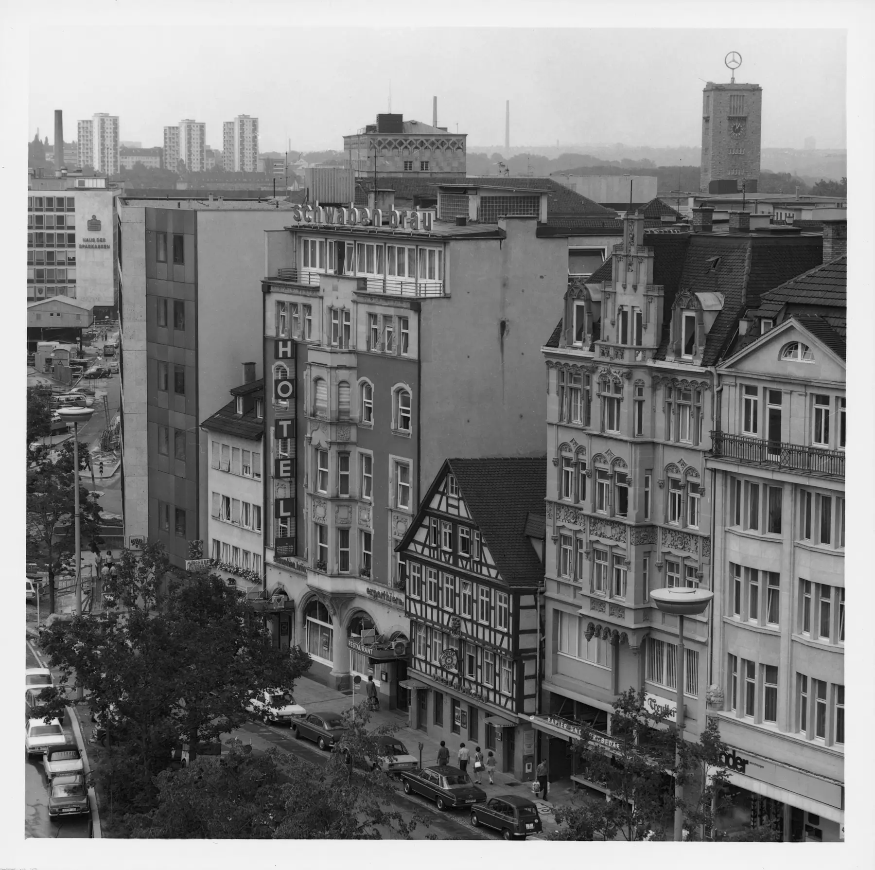 Historische Detailansicht der Gebäudegruppe Drei Mohren
